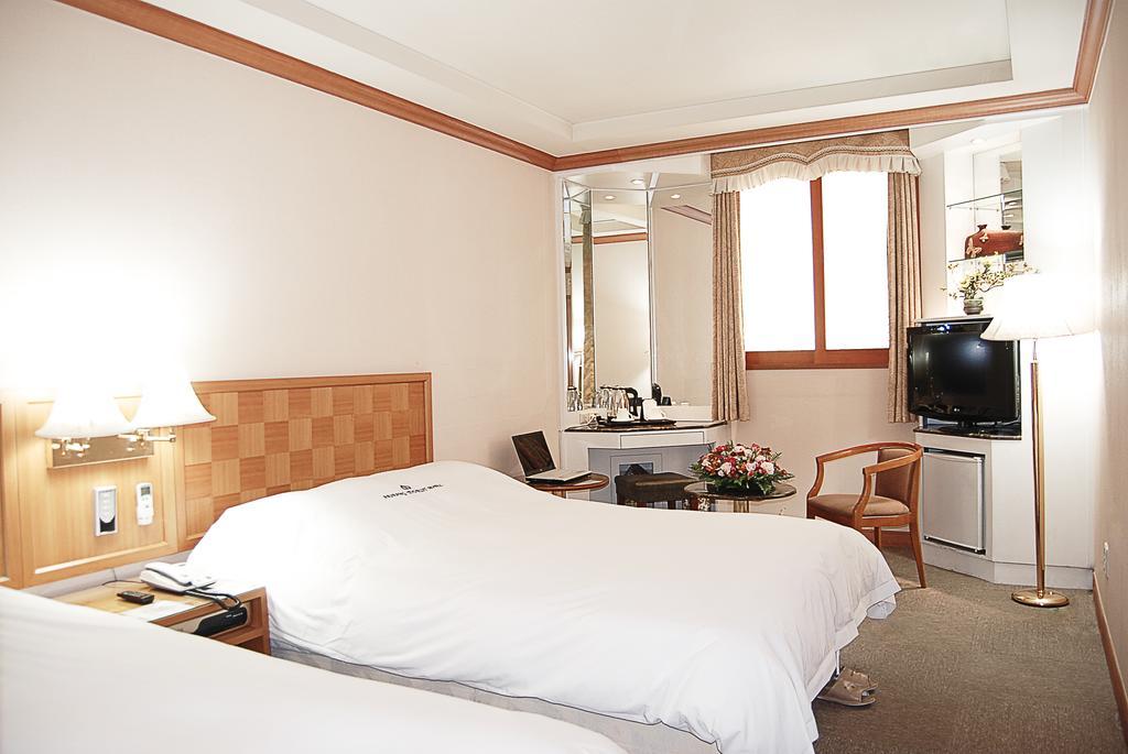 Arirang Tourist Hotel チャングウォン 部屋 写真